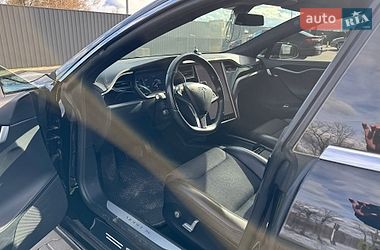 Tesla Model S 2018