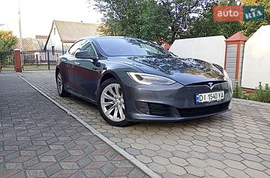 Tesla Model S  2016