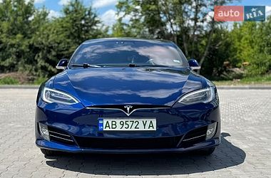 Tesla Model S 2018