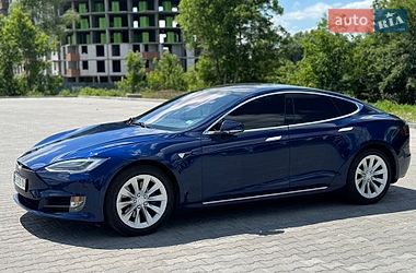 Лифтбек Tesla Model S 2018 в Хмельницком