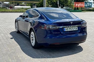 Лифтбек Tesla Model S 2018 в Хмельницком