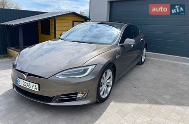 Tesla Model S  2016