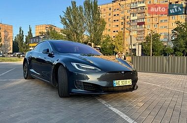 Tesla Model S  2017