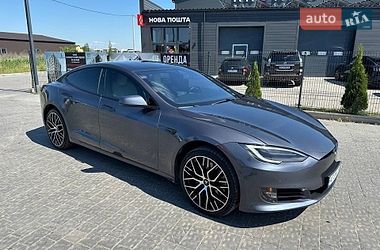 Ліфтбек Tesla Model S 2020 в Івано-Франківську