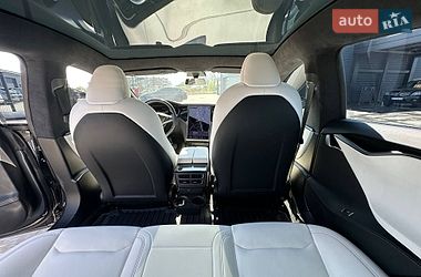 Ліфтбек Tesla Model S 2020 в Івано-Франківську