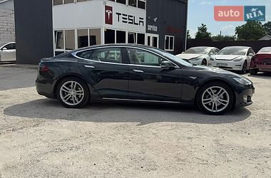 Лифтбек Tesla Model S 2013 в Виннице