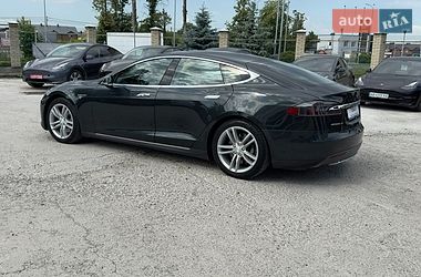 Лифтбек Tesla Model S 2013 в Виннице