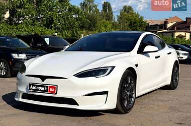 Tesla Model S  2022