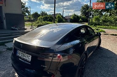 Лифтбек Tesla Model S 2013 в Баре