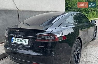 Лифтбек Tesla Model S 2013 в Баре