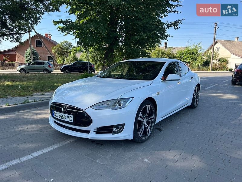 Ліфтбек Tesla Model S 2015 в Бродах фото 3 Ліфтбек Tesla Model S 2015 в Бродах