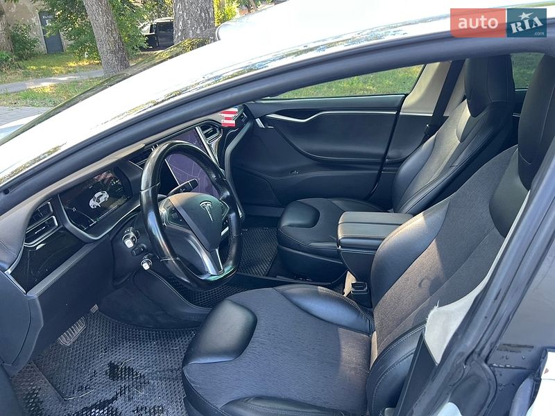 Ліфтбек Tesla Model S 2015 в Бродах фото 27 Ліфтбек Tesla Model S 2015 в Бродах