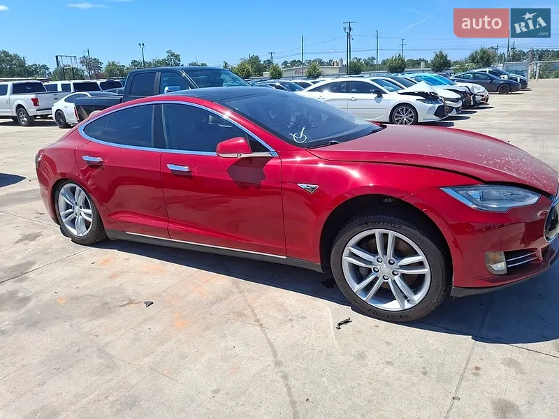 Tesla Model S