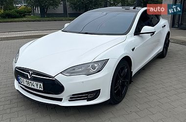 Tesla Model S  2014