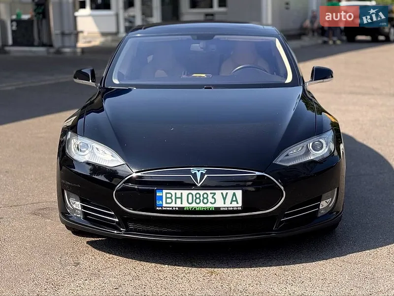 Tesla Model S