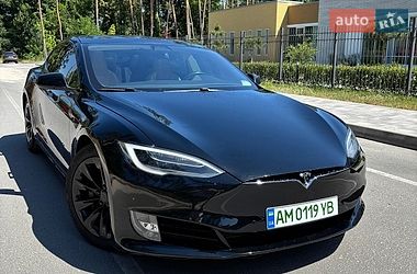 Tesla Model S  2016