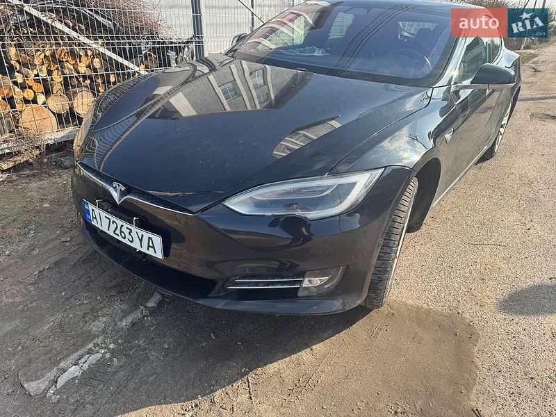 Tesla Model S 2017