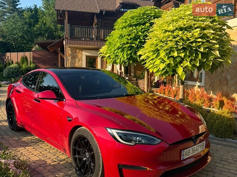 Лифтбек Tesla Model S 2022 в Виннице Лифтбек Tesla Model S 2022 в Виннице