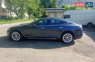 Tesla Model S  2017