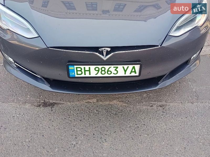 Лифтбек Tesla Model S 2017 в Одессе