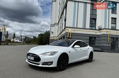Tesla Model S  2016