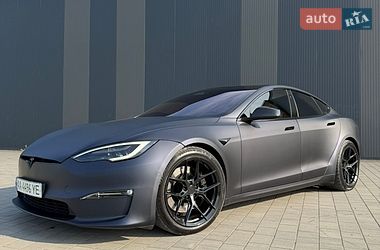 Tesla Model S  2021