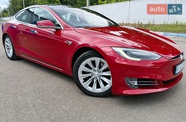 Tesla Model S  2017