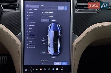 Лифтбек Tesla Model S 2015 в Львове