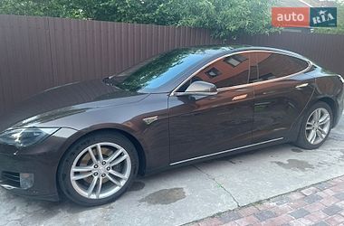 Tesla Model S  2013