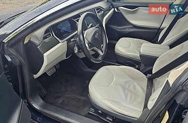 Лифтбек Tesla Model S 2013 в Шацке