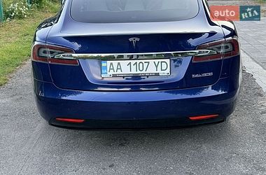 Ліфтбек Tesla Model S 2017 в Києві
