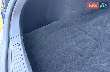 Ліфтбек Tesla Model S 2017 в Києві