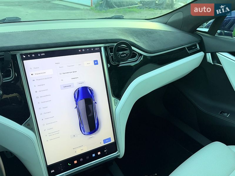 Ліфтбек Tesla Model S 2017 в Києві