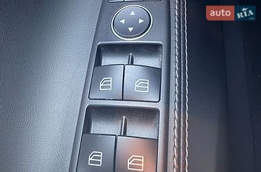 Ліфтбек Tesla Model S 2017 в Києві