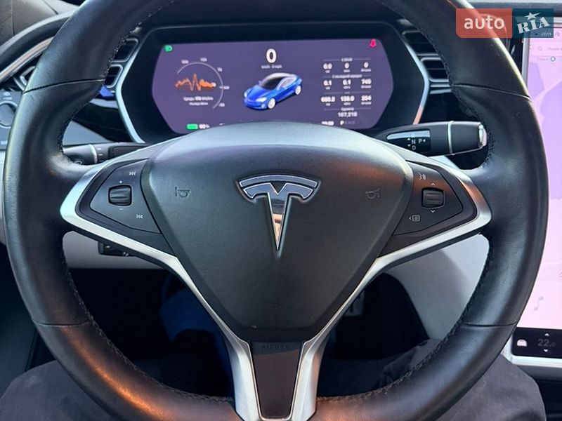 Ліфтбек Tesla Model S 2017 в Києві