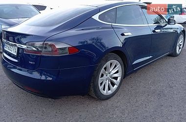 Tesla Model S  2018