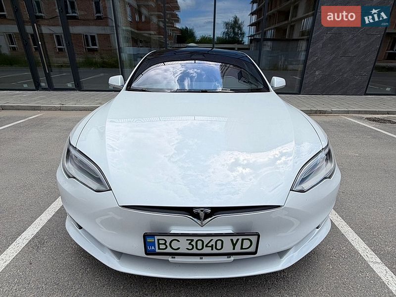 Tesla Model S 2020 Tesla Model S 2020