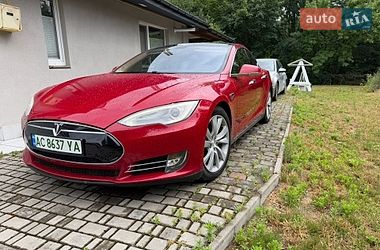 Ліфтбек Tesla Model S 2013 в Луцьку фото Ліфтбек Tesla Model S 2013 в Луцьку