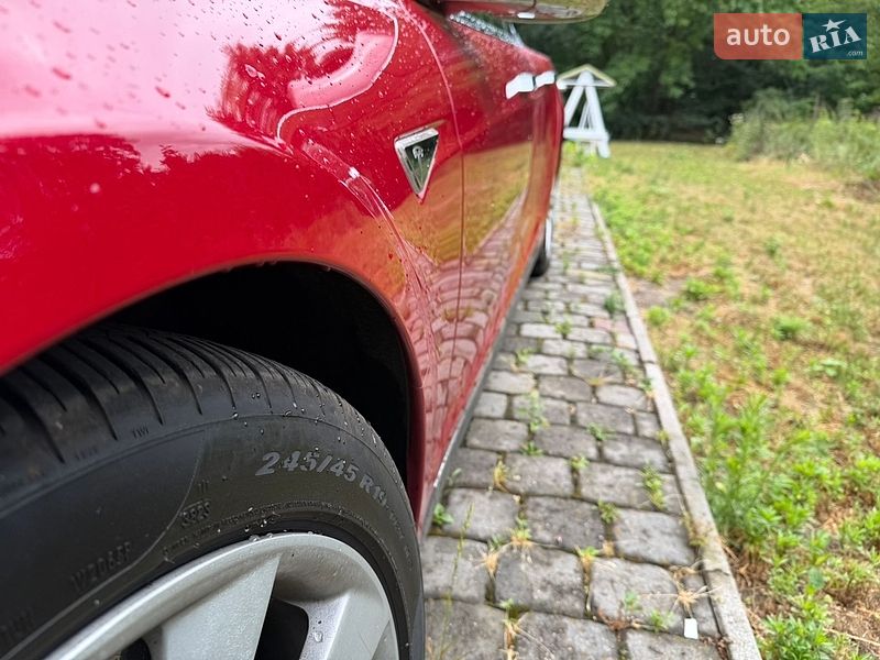 Ліфтбек Tesla Model S 2013 в Луцьку фото 6 Ліфтбек Tesla Model S 2013 в Луцьку