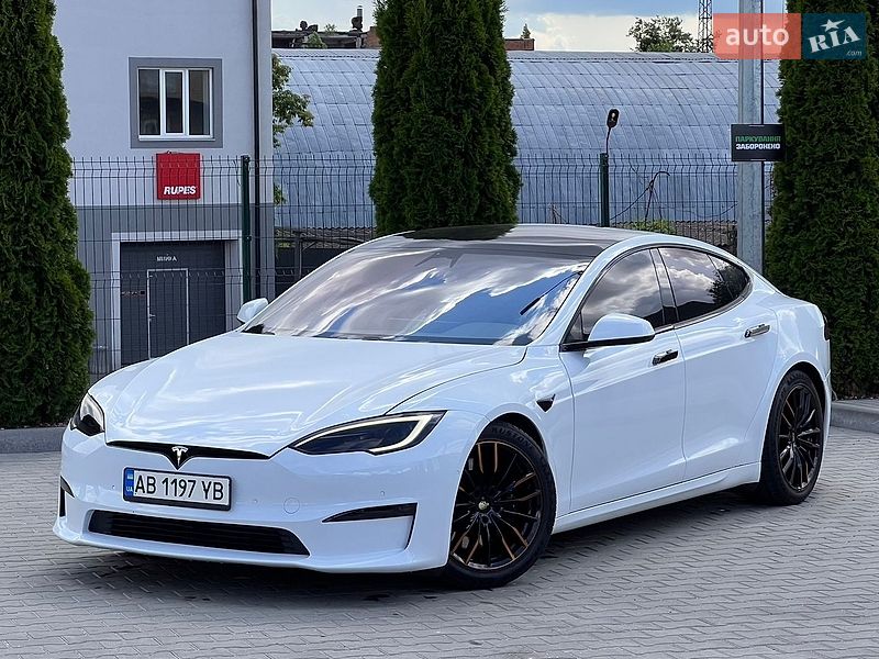 Tesla Model S 2022