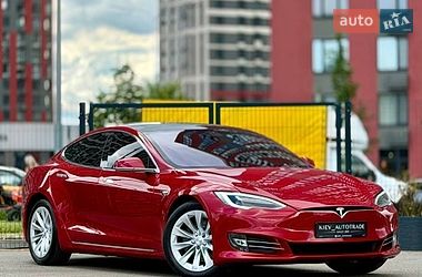 Tesla Model S 2018
