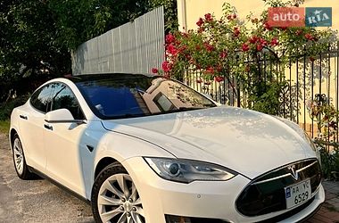 Tesla Model S  2012