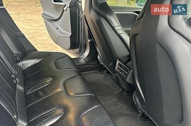 Лифтбек Tesla Model S 2015 в Виннице