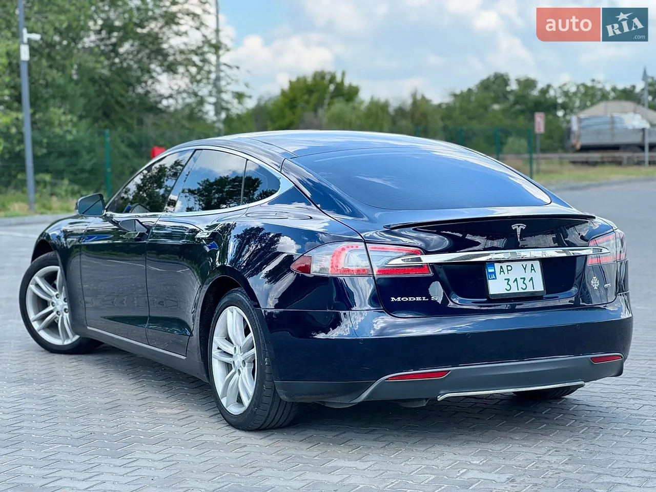 2014 Tesla Model S - мініатюра 5