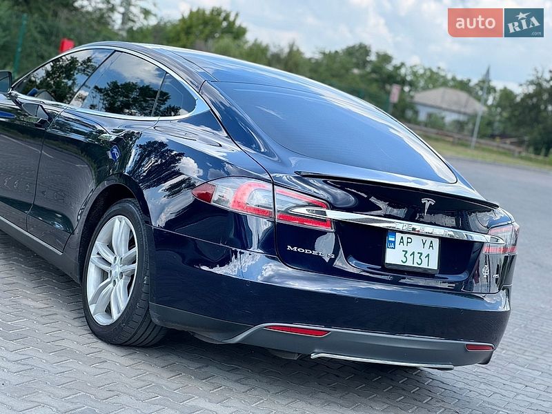 Лифтбек Tesla Model S 2014 в Днепре фото 6 Лифтбек Tesla Model S 2014 в Днепре