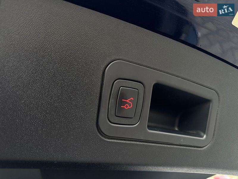 Лифтбек Tesla Model S 2014 в Днепре фото 13 Лифтбек Tesla Model S 2014 в Днепре