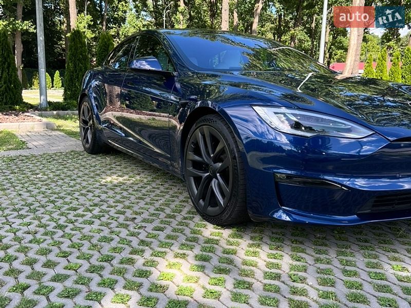 Лифтбек Tesla Model S 2022 в Харькове
