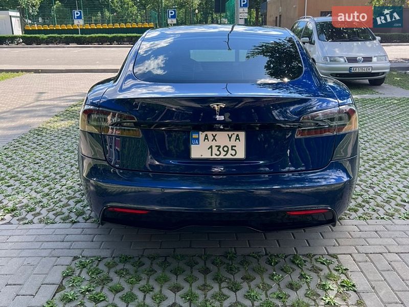 Лифтбек Tesla Model S 2022 в Харькове