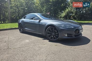Tesla Model S  2014