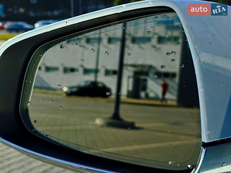 Ліфтбек Tesla Model S 2014 в Львові фото 10 Ліфтбек Tesla Model S 2014 в Львові